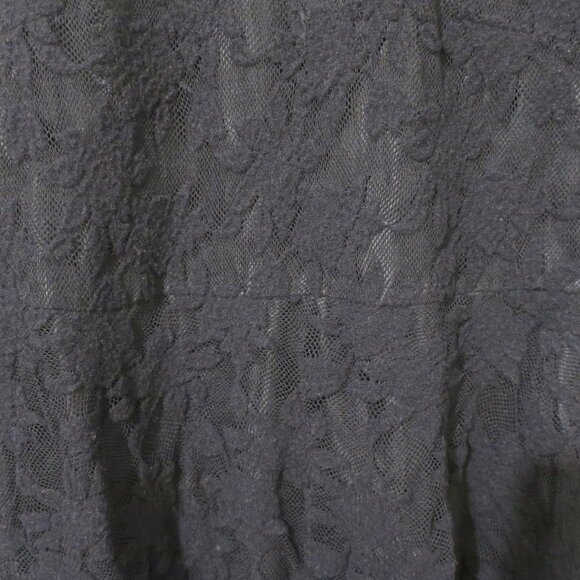 Women's Dress Pamela Milano Black Wool Lace Size 44/6 NWT - Picture 3 of 4